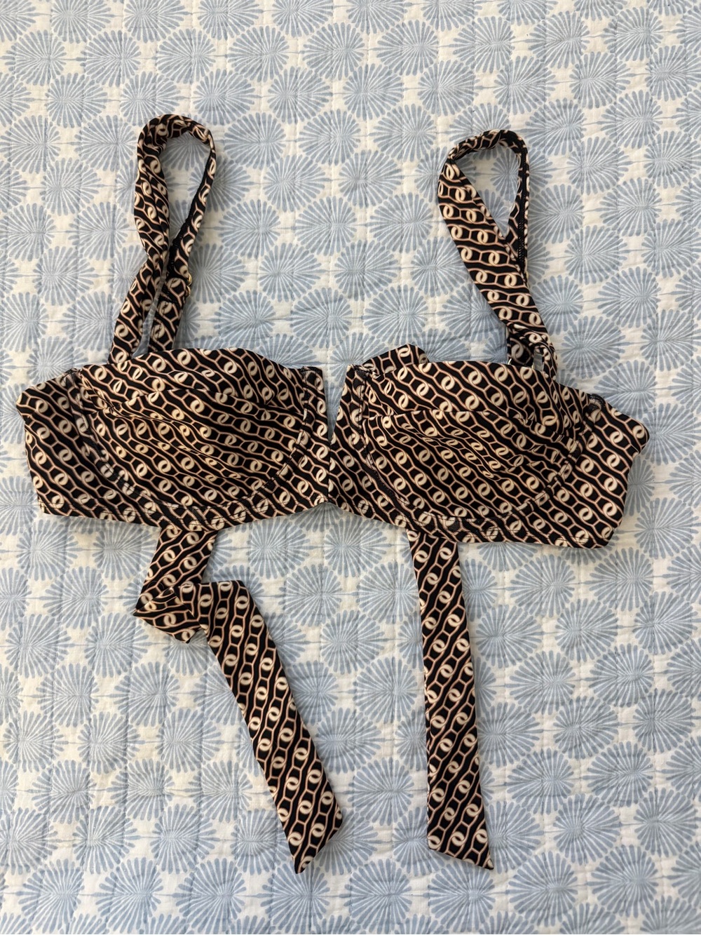NEW Monday Swimwear bikini top
